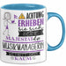 Musikmanagerin Tasse Geschenk Lustiger Spruch Bitte Erheben Sie Sich Seine Majestät Die Musikmanagerin Betritt Den Raum Blau Trendation