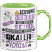 Skater Geschenk Tasse Lustiger Spruch Erheben Sie Sich Der Skater Betritt den Raum Grün Trendation
