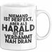 Harald Tasse Niemand Ist Perfekt, Aber Als Harald Ist Er Verdammt Nah Dran Weiß Trendation