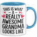 Oma Tasse Geschenk This Is What Awesome Grandma Looks Like Geschenkidee Blau Trendation