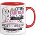 Musiktechnikerin Tasse Geschenk Lustiger Spruch Bitte Erheben Sie Sich Seine Majestät Die Musiktechnikerin Betritt Den Raum Rot Trendation