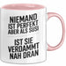 Susi Tasse Geschenk Niemand Ist Perfekt Susi Verdammt Nah Dran Geschenkidee Rosa Trendation