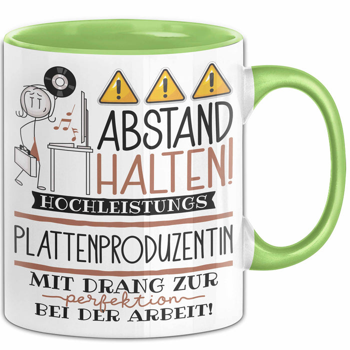 Plattenproduzentin Tasse Geschenk Lustig Abstand Halten Hochleistungs-Plattenproduzentin Mit Drang Zur Perfektion Bei Der Arbeit Grün Trendation