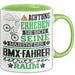 BMX-Fahrer Geschenk Tasse Lustiger Spruch Erheben Sie Sich Der BMX-Fahrer Betritt den Raum Grün Trendation