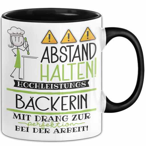 Bäckerin Tasse Geschenk Lustig Abstand Halten Hochleistungs-Bäckerin Mit Drang Zur Perfektion Bei Der Arbeit Trendation