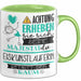 Eiskunstläuferin Tasse Geschenk Lustiger Spruch Bitte Erheben Sie Sich Seine Majestät Die Eiskunstläuferin Betritt Den Raum Grün Trendation