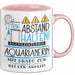 Aquarianerin Tasse Geschenk Lustig Abstand Halten Hochleistungs-Aquarianerin Mit Drang Zur Perfektion Bei Der Arbeit Rosa Trendation