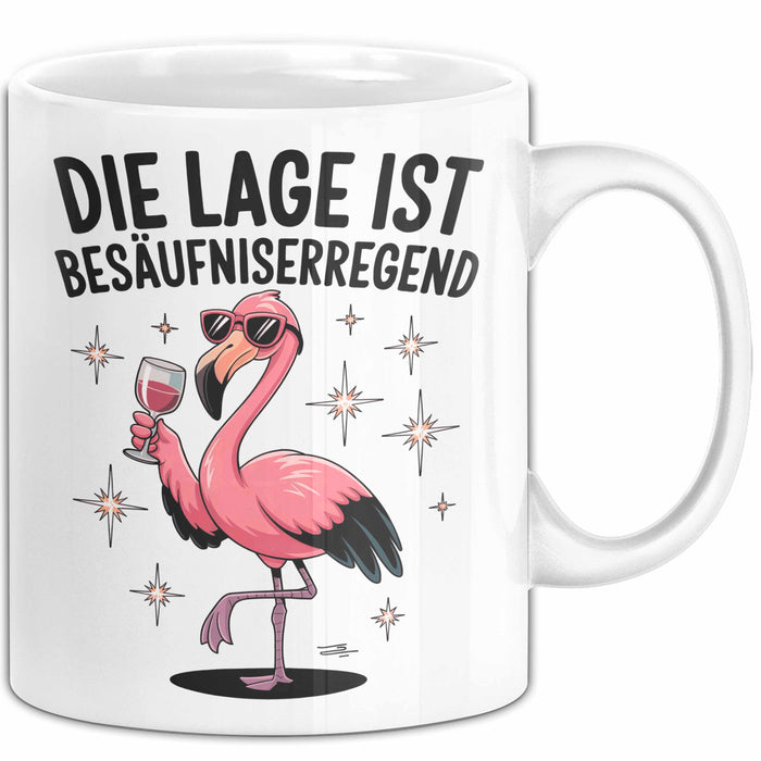 Flamingo Trinkend Tasse Geschenk Lustige Geschenkidee Spruch Die Lage Ist Besäufniserregend Weiß Trendation