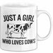 Kuh Tasse Geschenk Just A Girl Who Loves Cows Geschenkidee Tier Weiß Trendation