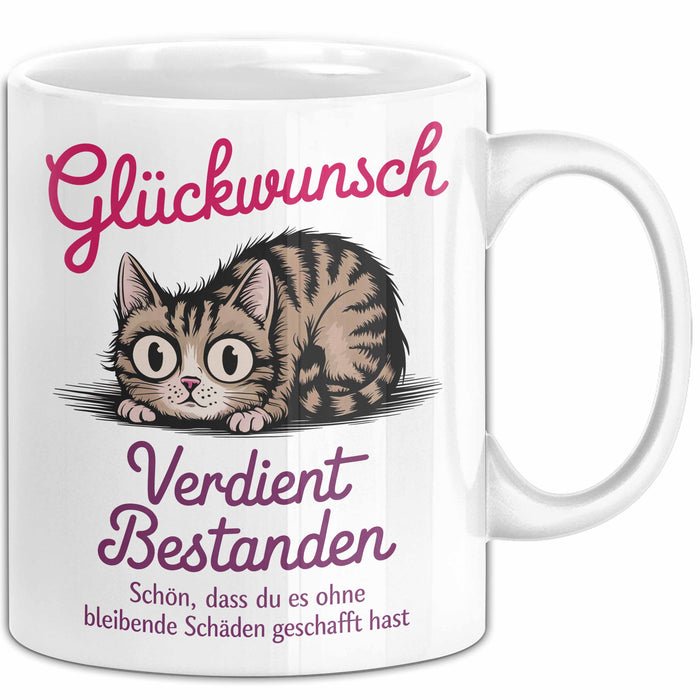 Schüler Abschluss Tasse Geschenk Lustige Geschenkidee Spruch Glückwunsch Verdient Bestanden Weiß Trendation