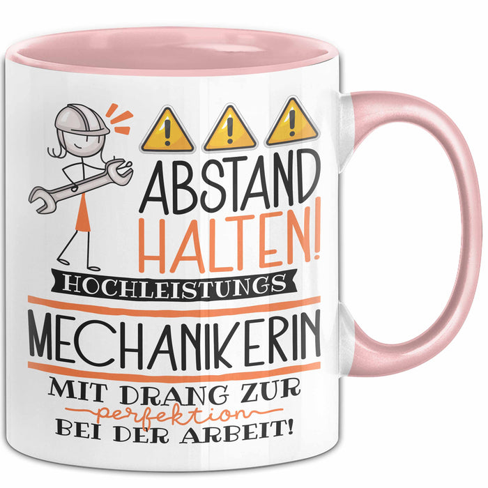 Mechanikerin Tasse Geschenk Lustig Abstand Halten Hochleistungs-Mechanikerin Mit Drang Zur Perfektion Bei Der Arbeit Rosa Trendation