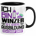 Winzer Ausbildung Tasse Geschenk Ich Bin Winzer In Der Ausbildung Ich Darf Das Geschenkidee Spruch Schwarz Trendation