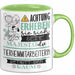 Tierheimmitarbeiterin Tasse Geschenk Lustiger Spruch Bitte Erheben Sie Sich Seine Majestät Die Tierheimmitarbeiterin Betritt Den Raum Grün Trendation