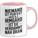 Irmgard Tasse Geschenk Niemand Ist Perfekt Irmgard Verdammt Nah Dran Geschenkidee Rosa Trendation