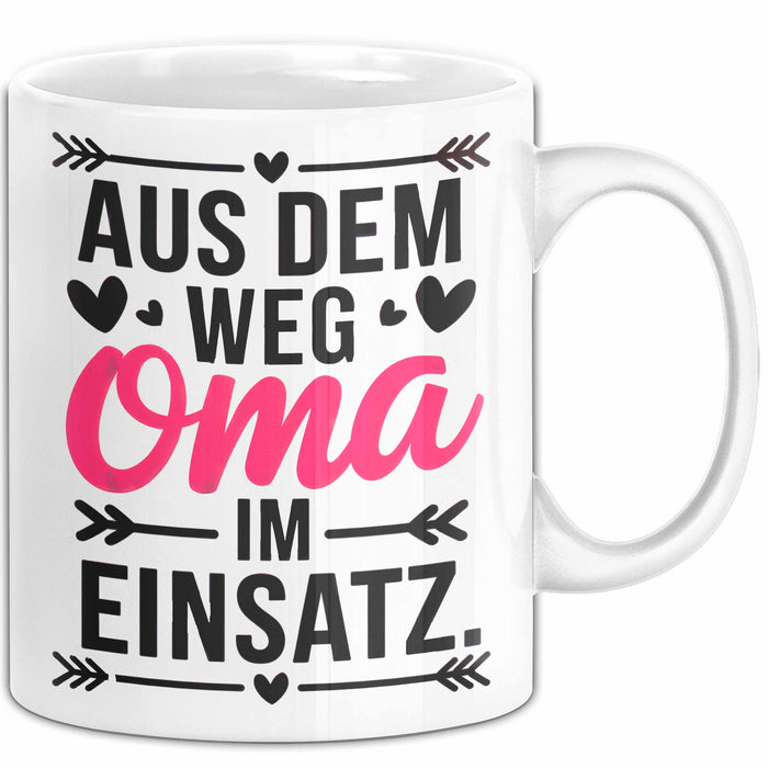 Oma Großmutter Tasse Becher Geschenk Lustige Geschenkidee Spruch Aus Dem Weg Oma Im Einsatz Weiß Trendation