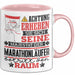 Marathonläufer Geschenk Tasse Lustiger Spruch Erheben Sie Sich Der Marathonläufer Betritt den Raum Rosa Trendation