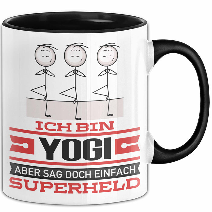 Yogi Geschenk Tasse Ich Bin Yogi Aber Sag Doch Einfach Superheld Lustige Geschenkdiee für Yogi Kaffee-Becher Schwarz Trendation