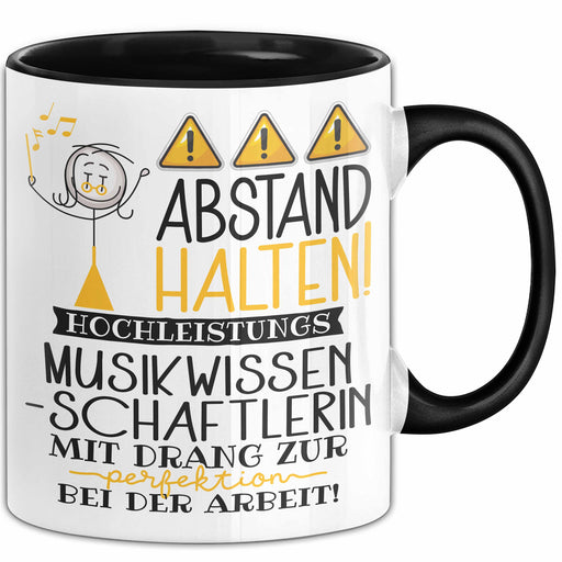 Musikwissenschaftlerin Tasse Geschenk Lustig Abstand Halten Hochleistungs-Musikwissenschaftlerin Mit Drang Zur Perfektion Bei Der Arbeit Trendation
