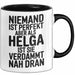 Helga Tasse Geschenk Niemand Ist Perfekt Helga Verdammt Nah Dran Geschenkidee Schwarz Trendation