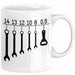 KFZ-Mechaniker Geschenk Tasse Schraubenschlüssel Flaschenöffner Männer Geschenkidee Handwerker Weiß Trendation