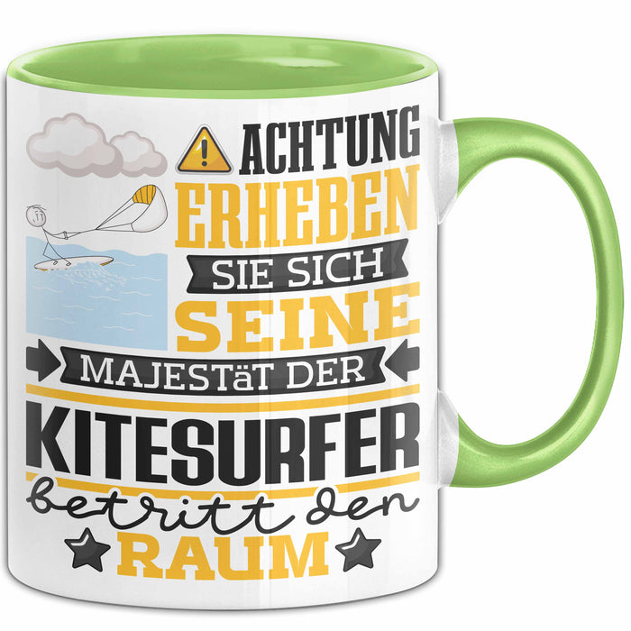 Kitesurfer Geschenk Tasse Lustiger Spruch Erheben Sie Sich Der Kitesurfer Betritt den Raum Grün Trendation
