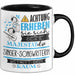 Singer-Songwriterin Tasse Geschenk Lustiger Spruch Bitte Erheben Sie Sich Seine Majestät Die Singer-Songwriterin Betritt Den Raum Schwarz Trendation