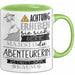 Abenteurerin Tasse Geschenk Lustiger Spruch Bitte Erheben Sie Sich Seine Majestät Die Abenteurerin Betritt Den Raum Grün Trendation