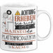 Plattenproduzentin Tasse Geschenk Lustiger Spruch Bitte Erheben Sie Sich Seine Majestät Die Plattenproduzentin Betritt Den Raum Weiß Trendation
