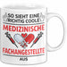 Medizinischer Assistent Arzt Tasse Geschenk Lustige Geschenkidee Spruch So Sieht Eine Richtig Coole Medizinische Fachangestellte Aus Weiß Trendation
