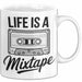 Retro Kassette Mixtape Tasse Geschenk Lustige Geschenkidee Spruch Das Leben Ist Ein Mixtape Weiß Trendation