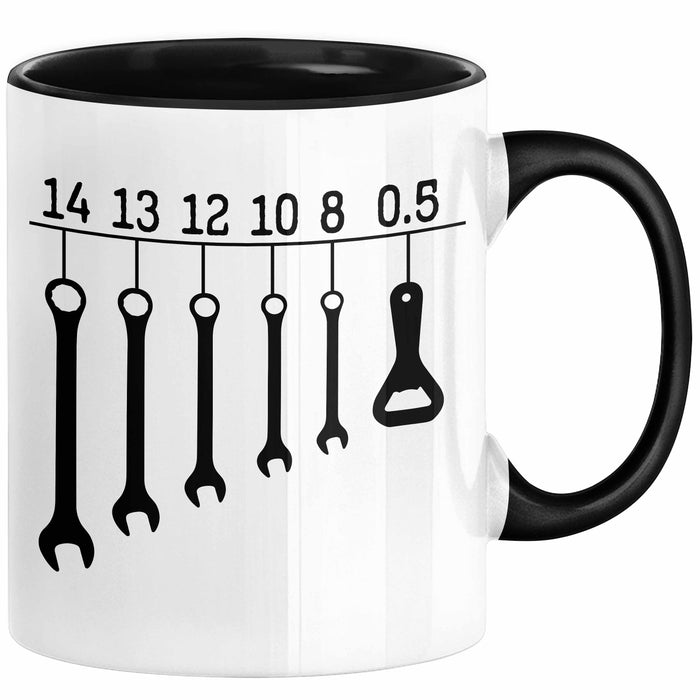 KFZ-Mechaniker Geschenk Tasse Schraubenschlüssel Flaschenöffner Männer Geschenkidee Handwerker Schwarz Trendation