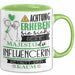 Influencerin Tasse Geschenk Lustiger Spruch Bitte Erheben Sie Sich Seine Majestät Die Influencerin Betritt Den Raum Grün Trendation