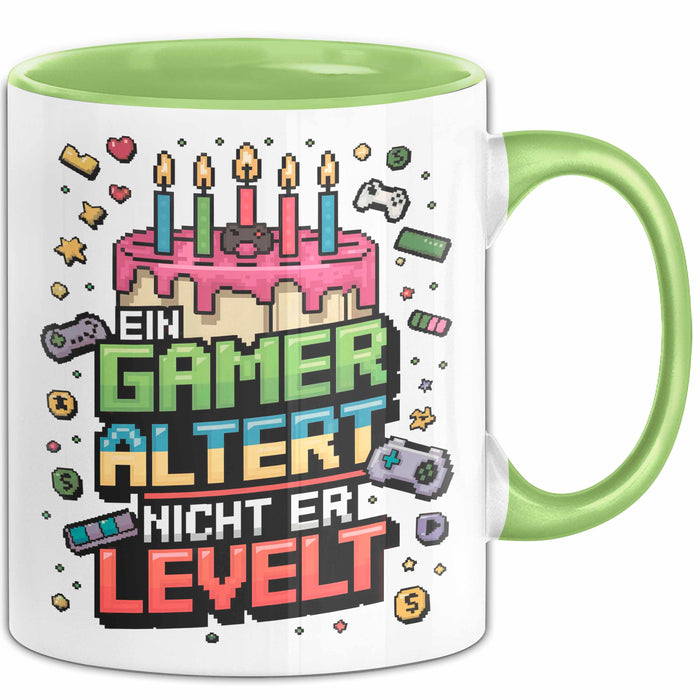Gamer Geburtstag Tasse Geschenkidee Ein Gamer Steigt Auf Grün Trendation