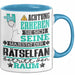Rätselfan Geschenk Tasse Lustiger Spruch Erheben Sie Sich Der Rätselfan Betritt den Raum Blau Trendation