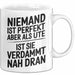 Ute Tasse Geschenk Niemand Ist Perfekt Ute Verdammt Nah Dran Geschenkidee Weiß Trendation