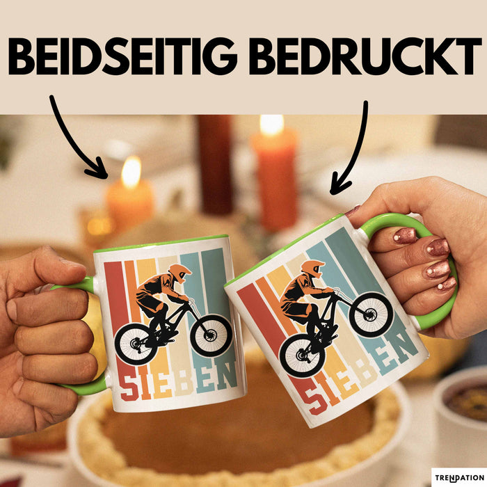 Tasse SIEBEN Grafik RetroStil Geschenkidee 7. Geburtstag Jungs Grün Trendation