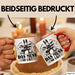 Drummer Schlagzeug-Spieler Geschenk Tasse Geschenkidee Kaffee-Becher Schlagzeuger Ja Das Muss So Laut Rot Trendation