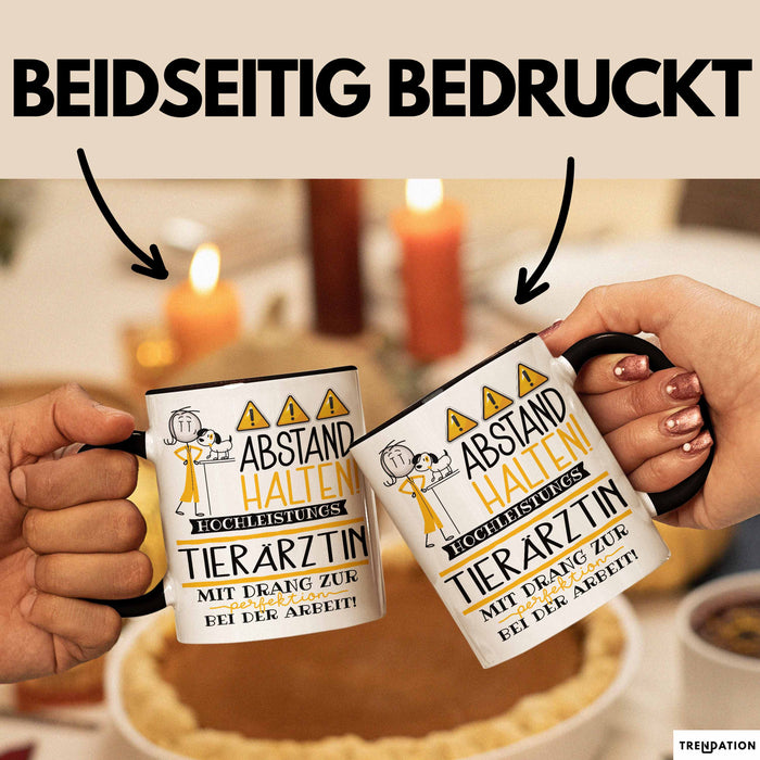 Tierärztin Tasse Geschenk Lustig Abstand Halten Hochleistungs-Tierärztin Mit Drang Zur Perfektion Bei Der Arbeit Trendation