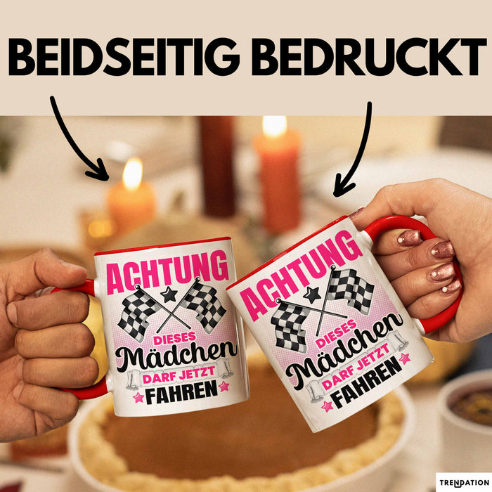 Führerschein Bestanden Geschenk Tasse Bestandener Führerschein Achtung Dieses Mädchen Darf Jetzt Fahren Fahrschule Kaffee-Becher Rot Trendation