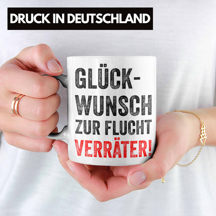 Trendation - Jobwechsel Tasse Geschenk Kollegin Kollege Lustig Abschiedsgeschenk Sprüche Glückwunsch Zur Flucht Trendation