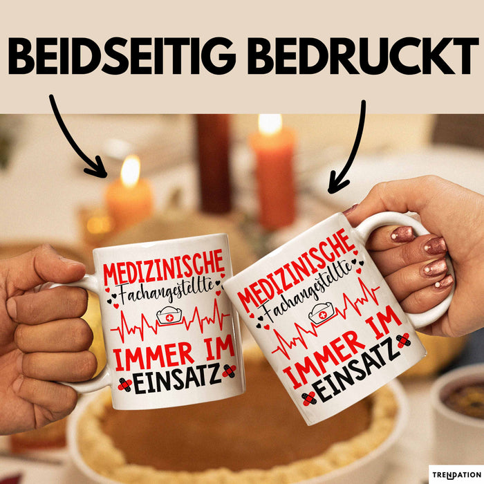 Medizinischer Assistent Arzt Tasse Geschenk Lustige Geschenkidee Spruch Medizinische Fachangestellte Immer Im Einsatz Weiß Trendation