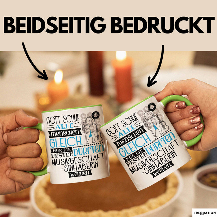 Musikgeschäftsinhaberin Geschenk Becher Tasse Gott Schuf Alle Menschen Gleich Nur Die Besten Durfeten Musikgeschäftsinhaberin Werden Geschenkidee Lustig Grün Trendation