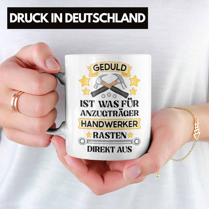 Trendation - Handwerker Tasse mit Spruch Geschenke für Handwerk Kaffeebecher KFZ Mechaniker Mechatroniker Weiß Trendation