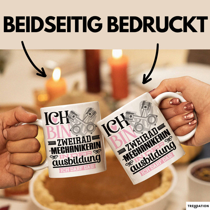Zweiradmechanikerin Ausbildung Start Geschenk Tasse Ich Bin Zweiradmechanikerin In Der Ausbildung Ich Darf Das Kaffee-Becher Geschenkidee Weiß Trendation