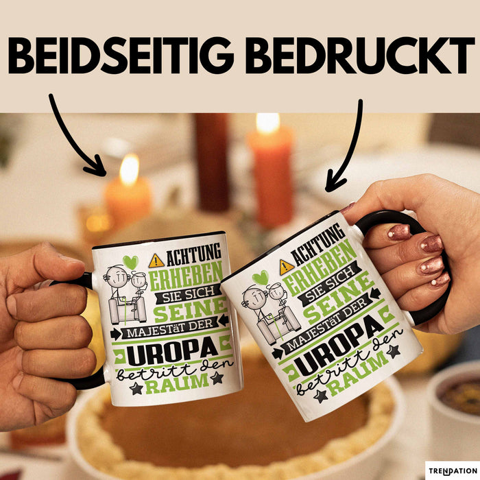 Uropa Geschenk Tasse Lustiger Spruch Erheben Sie Sich Der Uropa Betritt den Raum Schwarz Trendation