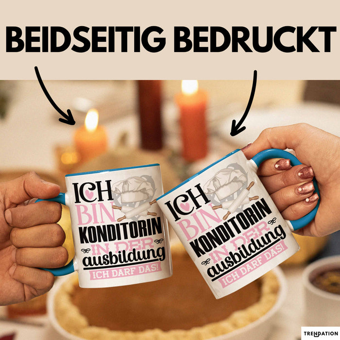 Konditorin Ausbildung Start Geschenk Tasse Ich Bin Konditorin In Der Ausbildung Ich Darf Das Kaffee-Becher Geschenkidee Blau Trendation