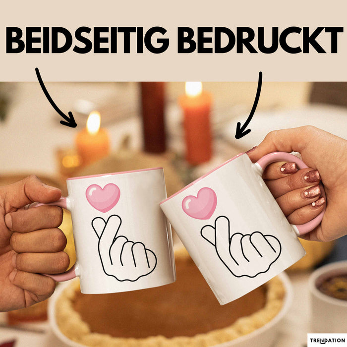 KPop Tasse Geschenk Finger Heart Herz Grafik Geschenkidee Fans Rosa Trendation