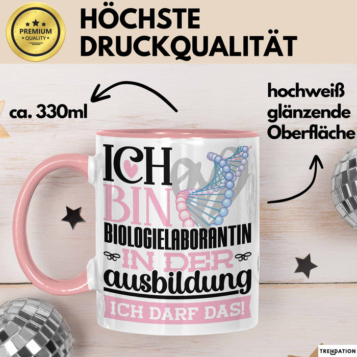Biologielaborantin Ausbildung Start Geschenk Tasse Ich Bin Biologielaborantin In Der Ausbildung Ich Darf Das Kaffee-Becher Geschenkidee Rosa Trendation