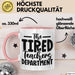 Lehrer Tasse Geschenk Müde The Tired Teacher Department Geschenkidee Lieblingslehrer Kaffee-Becher Rosa Trendation