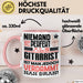 Gitarrist Geschenk Tasse Lustige Geschenkidee für Gitarrist Geburtstag Kaffee-Becher Niemand Ist Perfekt Aber Als Gitarrist Ist Man Nah Dran Rosa Trendation